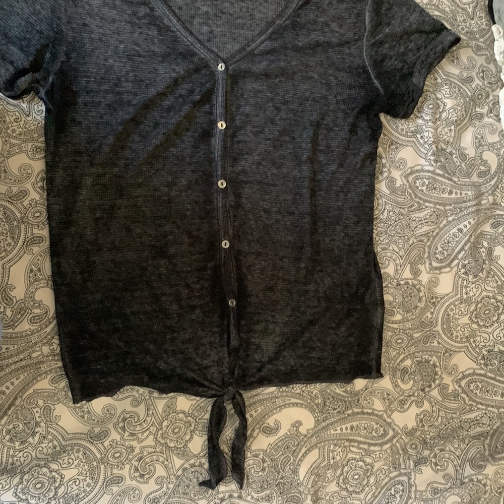 Grey Top - Picture 3 of 5
